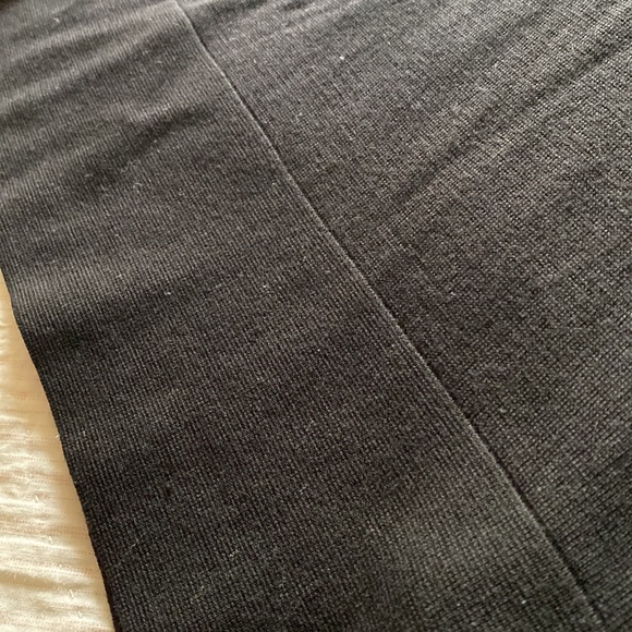 Everlane The Lux Wool Square black turtleneck no longer available/keeping - Picture 5 of 9